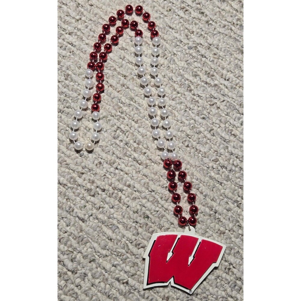 Wisconsin Badgers Bead Necklace Logo Pendent Red White 18" Mardi Gras Beads